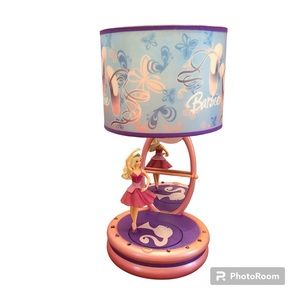 Barbie 12 dancing Princesses lamp from (2006)